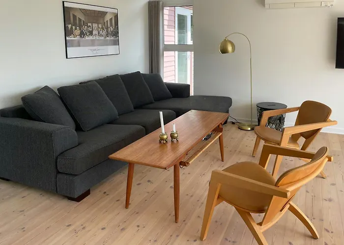 First Row House With Panoramic Views