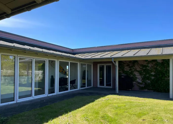 Semesterbostad First Row House With Panoramic Views