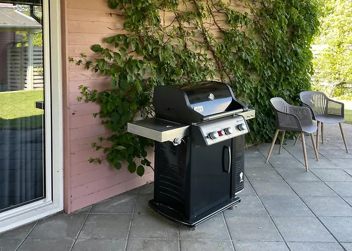 First Row House With Panoramic Views *